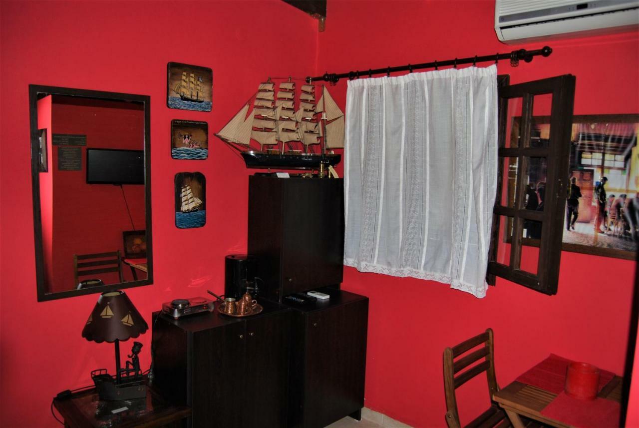 Traditional Room The Small Museum Ionian Sea Kastro-Kyllini Buitenkant foto